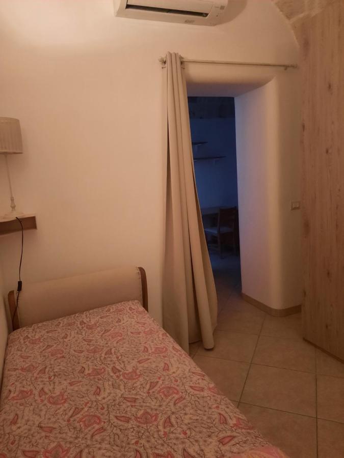 Domus Astra Apartment Бриндизи Екстериор снимка